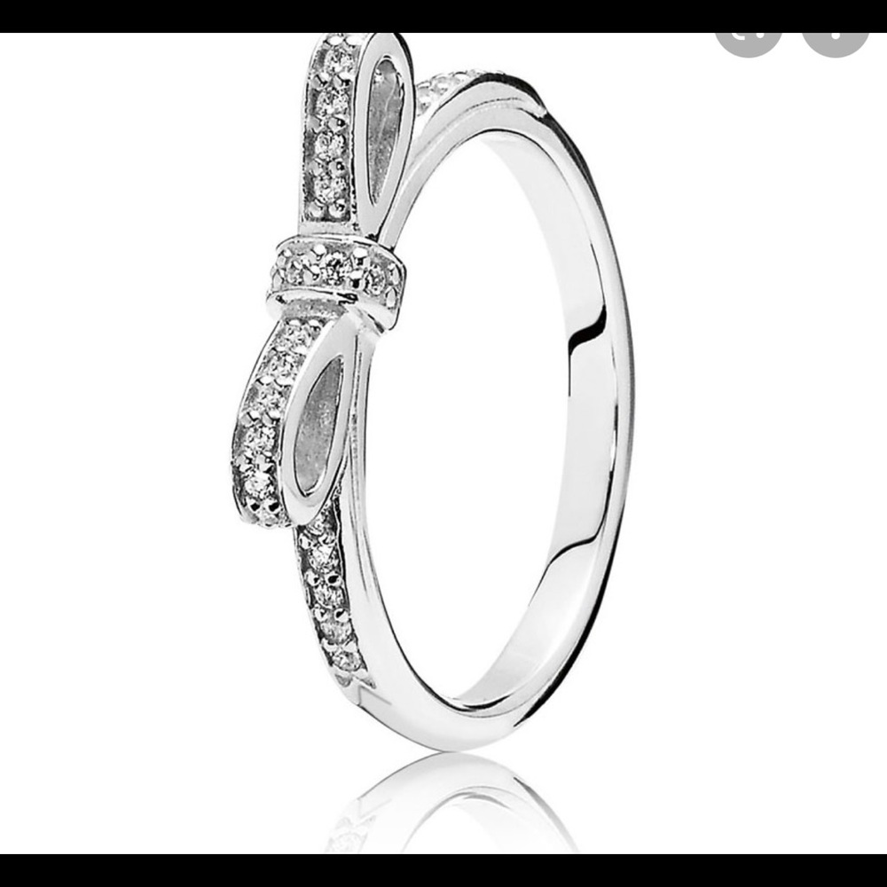 Pandora Ring